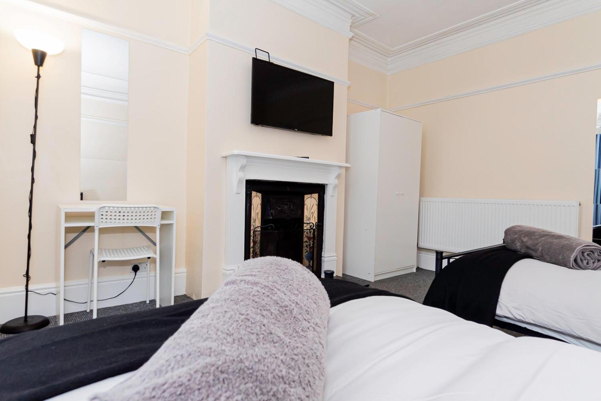 Shirley House 5, Guest House, Self Catering, Self Check In With Smart Locks, Use Of Fully Equipped Kitchen, Close To City Centre, Ideal For Longer Stays And Fawley Contractors 사우샘프턴 외부 사진