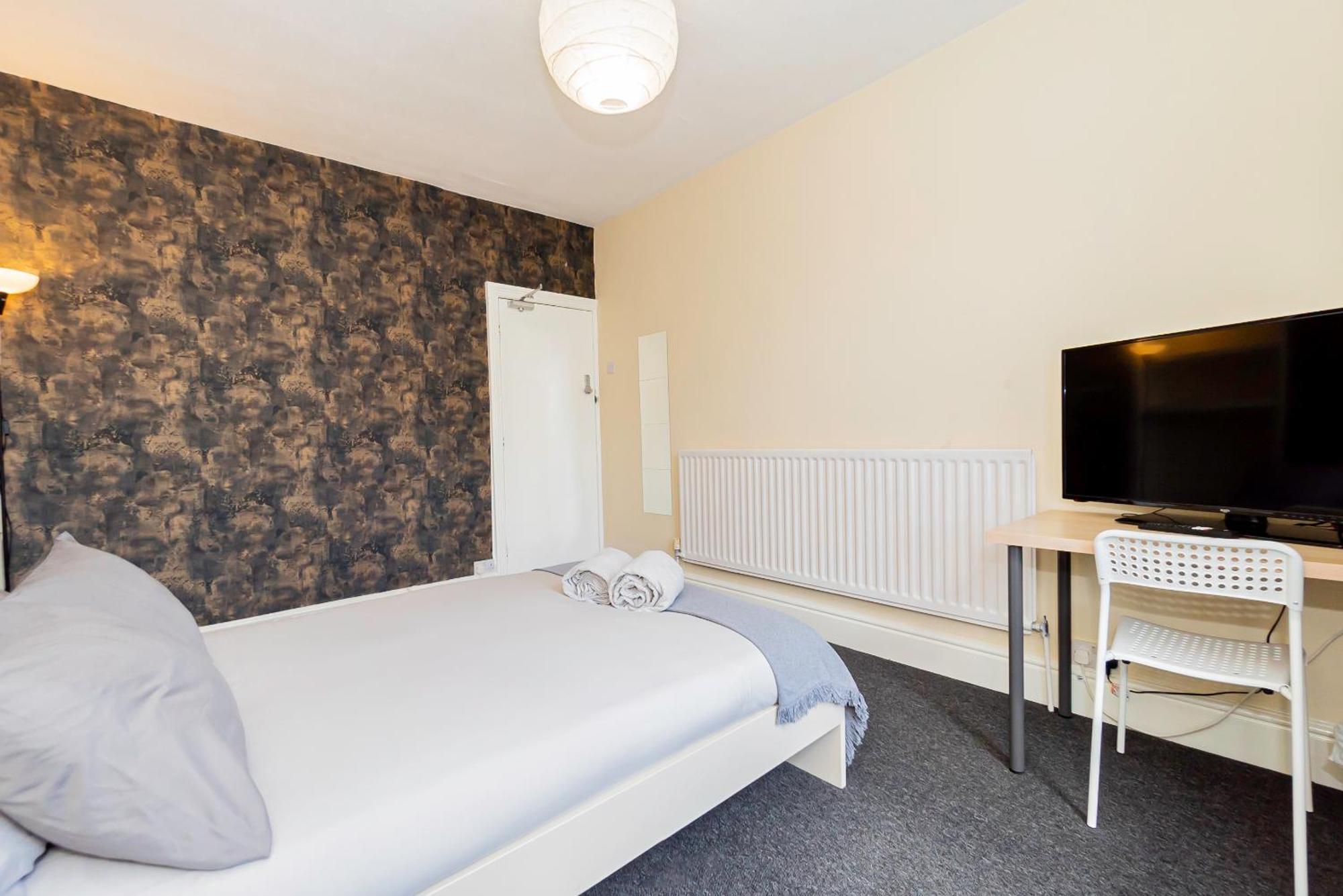 Shirley House 5, Guest House, Self Catering, Self Check In With Smart Locks, Use Of Fully Equipped Kitchen, Close To City Centre, Ideal For Longer Stays And Fawley Contractors 사우샘프턴 외부 사진