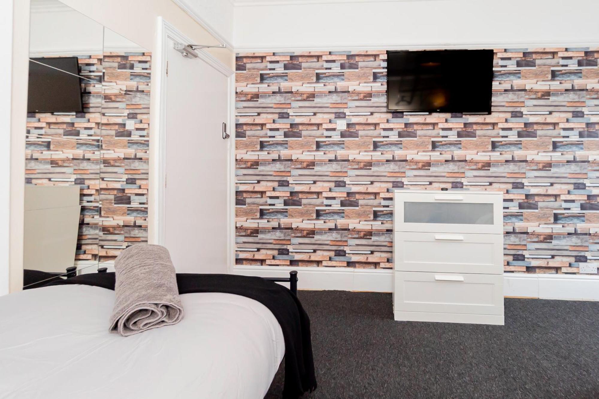 Shirley House 5, Guest House, Self Catering, Self Check In With Smart Locks, Use Of Fully Equipped Kitchen, Close To City Centre, Ideal For Longer Stays And Fawley Contractors 사우샘프턴 외부 사진
