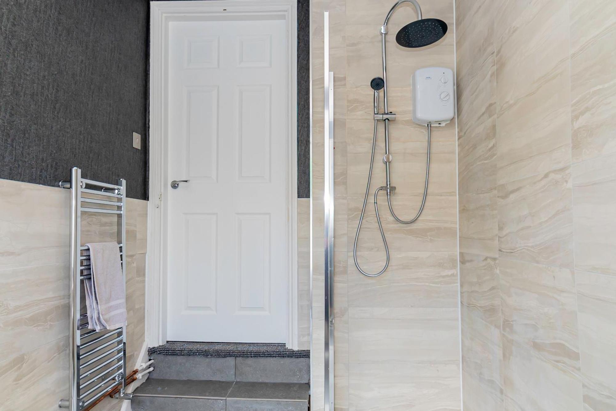 Shirley House 5, Guest House, Self Catering, Self Check In With Smart Locks, Use Of Fully Equipped Kitchen, Close To City Centre, Ideal For Longer Stays And Fawley Contractors 사우샘프턴 외부 사진