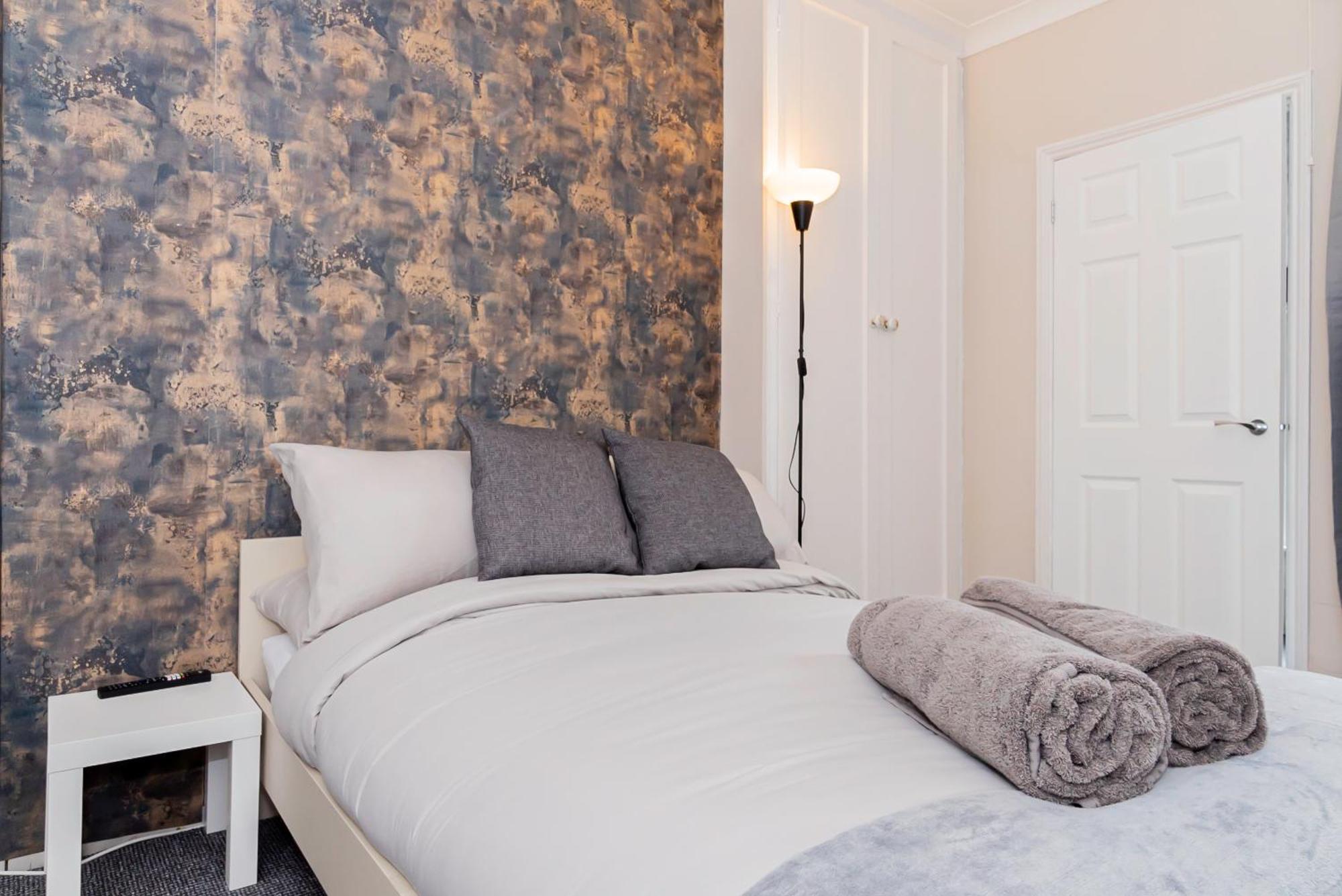 Shirley House 5, Guest House, Self Catering, Self Check In With Smart Locks, Use Of Fully Equipped Kitchen, Close To City Centre, Ideal For Longer Stays And Fawley Contractors 사우샘프턴 외부 사진