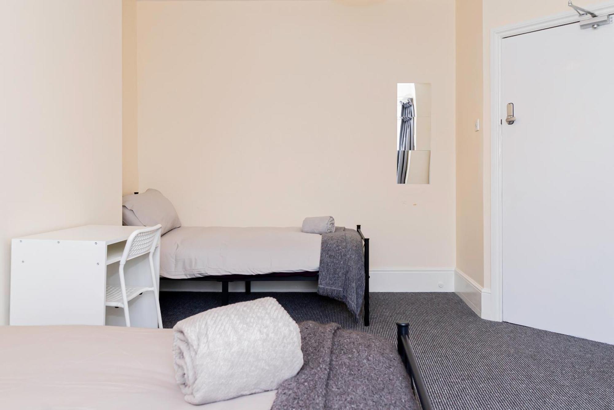 Shirley House 5, Guest House, Self Catering, Self Check In With Smart Locks, Use Of Fully Equipped Kitchen, Close To City Centre, Ideal For Longer Stays And Fawley Contractors 사우샘프턴 외부 사진