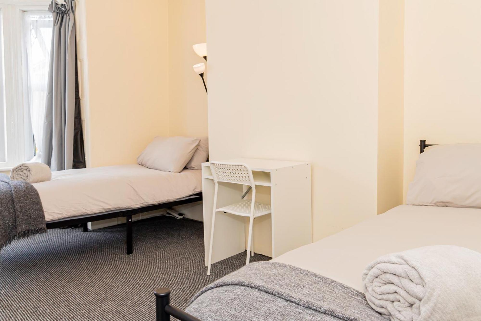 Shirley House 5, Guest House, Self Catering, Self Check In With Smart Locks, Use Of Fully Equipped Kitchen, Close To City Centre, Ideal For Longer Stays And Fawley Contractors 사우샘프턴 외부 사진
